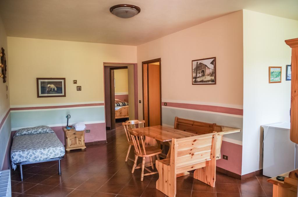 Agriturismo La Praduscella فيفيزانو المظهر الخارجي الصورة