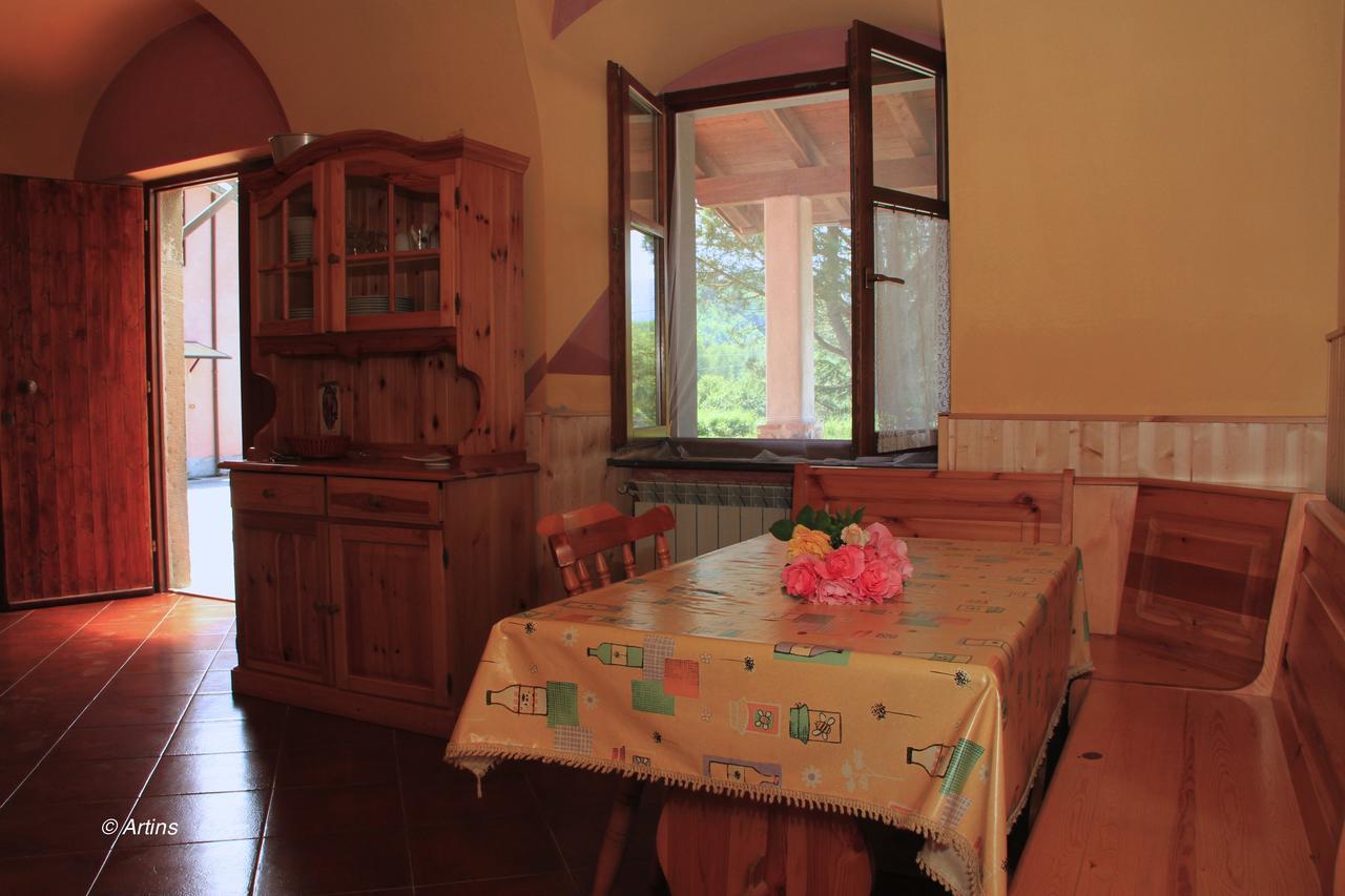 Agriturismo La Praduscella فيفيزانو المظهر الخارجي الصورة
